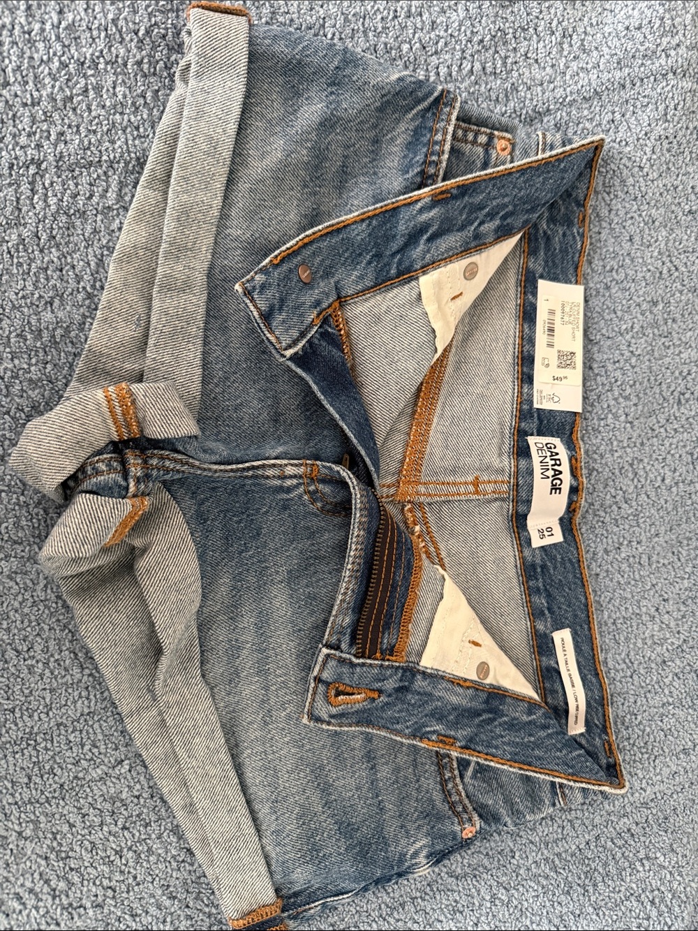 Garage Women's Blue low Rise Cuffed Jeans size 1 nwt